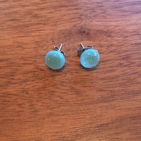 Maui Glass Sparkle Post Earrings Made in Maui - Picture 3 of 3